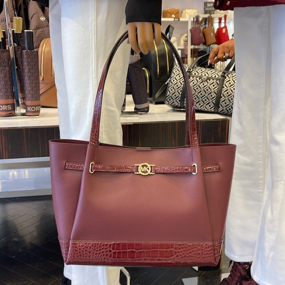 MICHAEL KORS
Reed Lg Leather Belted Satchel Shoulder Handbag 
Oxblood Crocodile - Picture 12 of 16